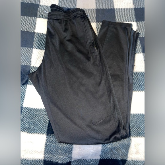 Nike Pants - Nike Dri-Fit sweatpants